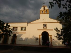 Parque Principal Anapoima - Image 01