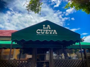 Restaurante La Cueva - Image 01