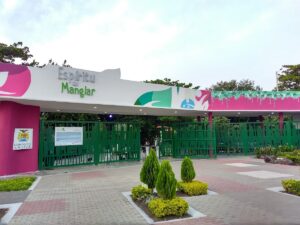 Parque Espíritu Del Manglar (Rafael Vergara Navarro) - Image 01