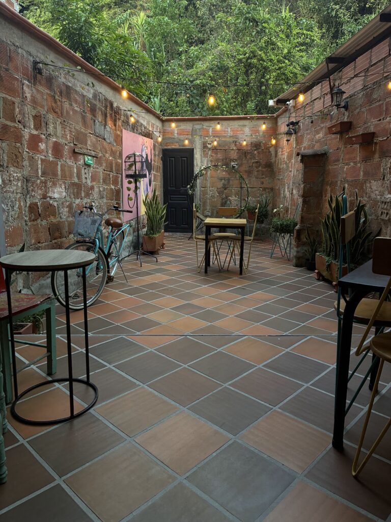 MECENTUS (Musa café cultural) - Image 01