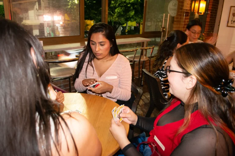 Noche de chicas, juegos de mesa & disfraces - Image 04