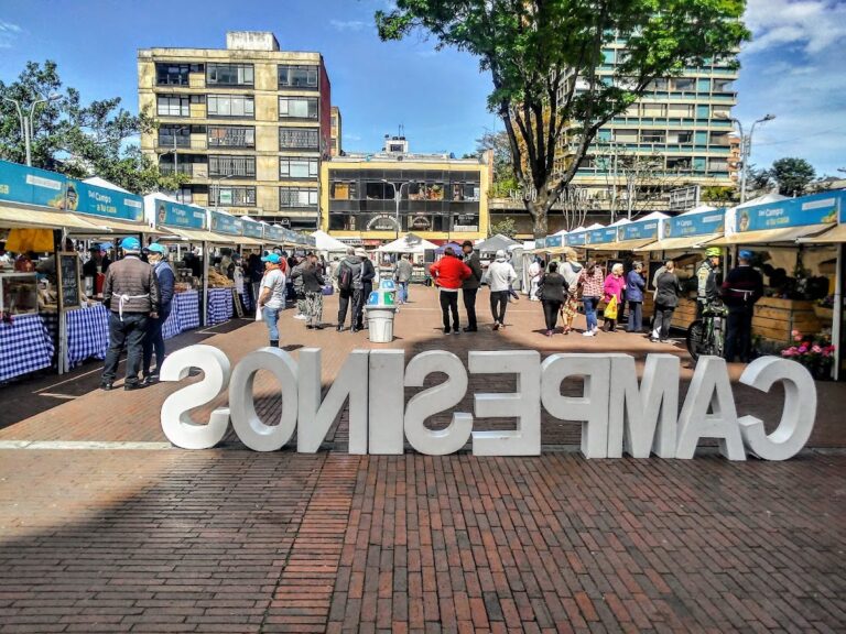 Plaza de Lourdes - Image 03