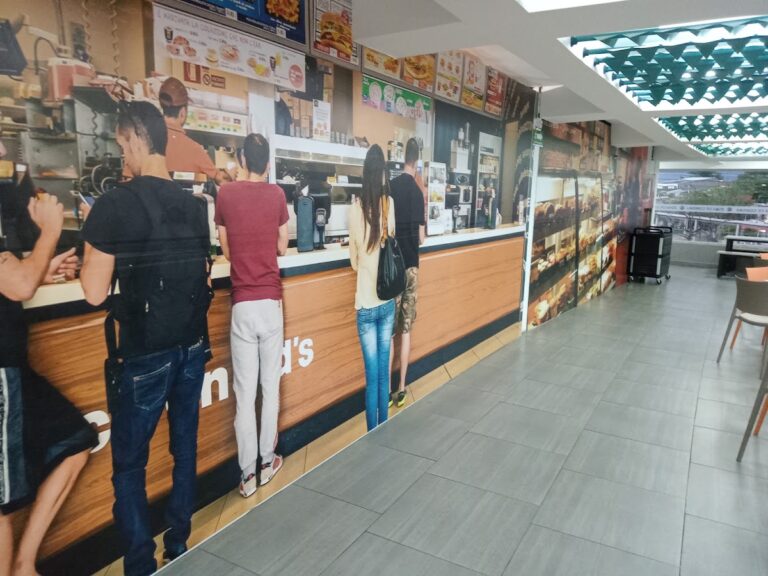 Centro comercial Los Ejecutivos - Image 02