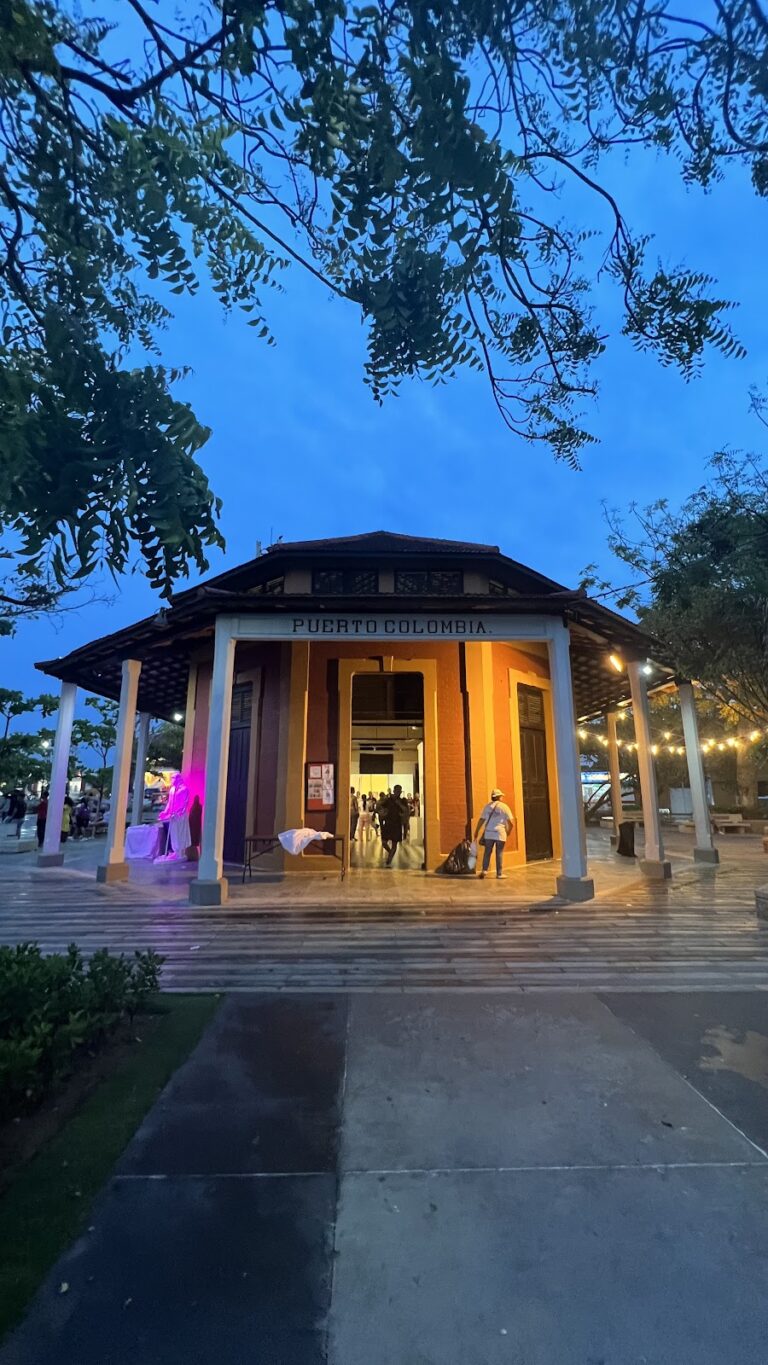 Estación Ferrocarril de Bolívar - Image 01