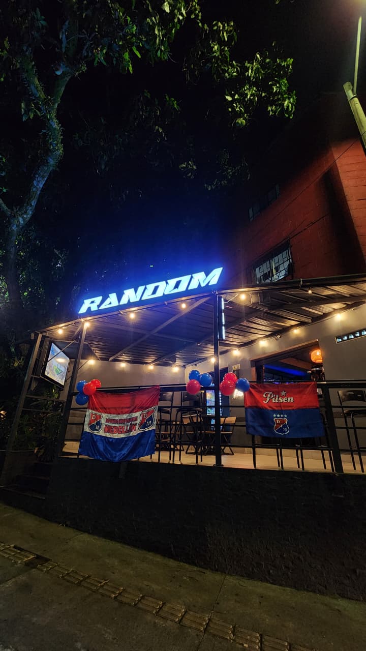 Random Bar - Image 04