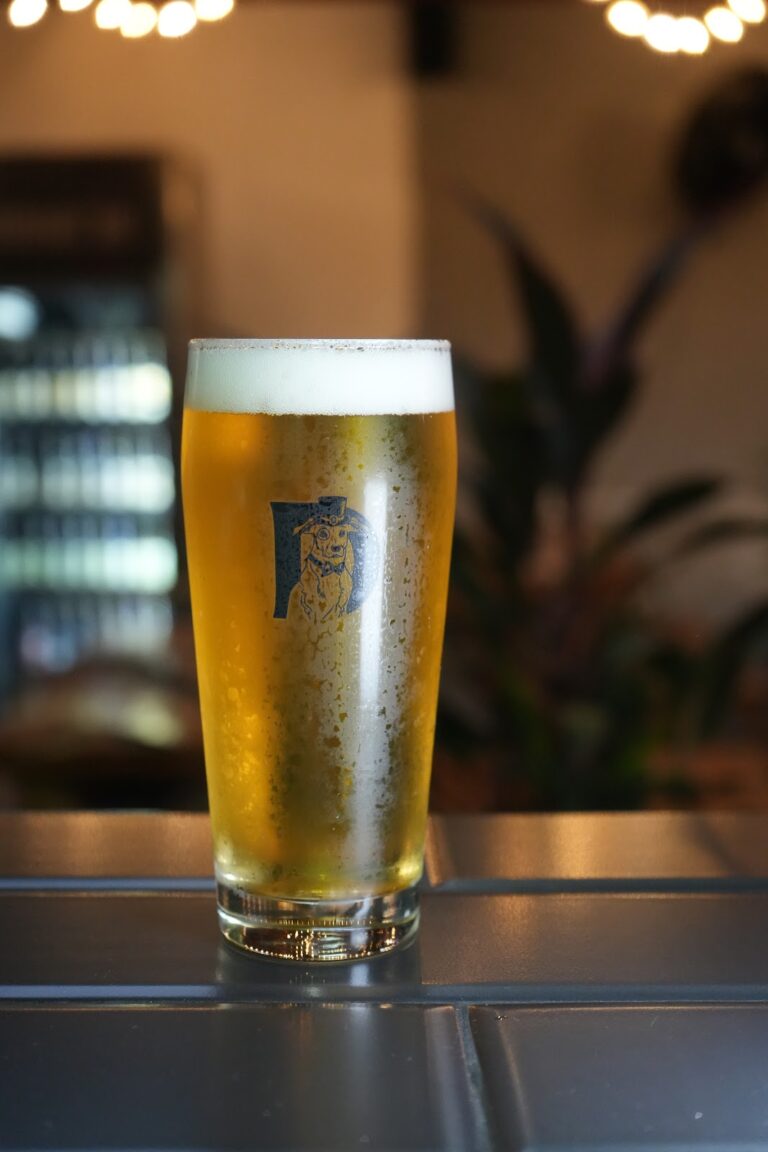 Cervecería Artesanal Dan Brewery - Image 02