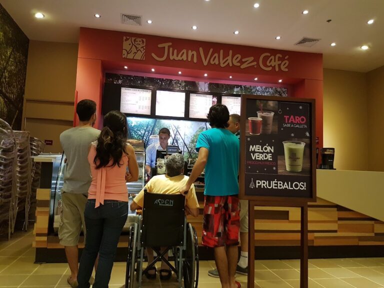 CENTRO COMERCIAL NAO - Image 04