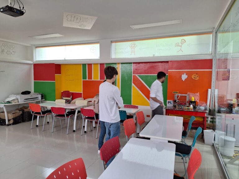 UTB - Image 02