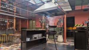 Dios Restaurant - Image 01